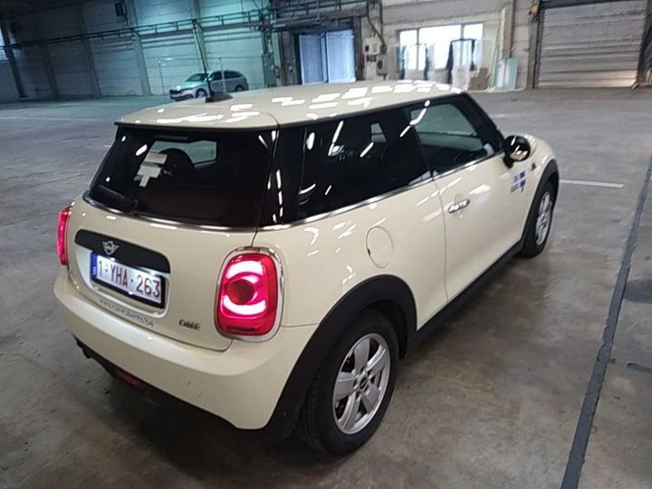 Photo 2 VIN: WMWXR110602N51138 - MINI MINI 3-DEURS (F56) 