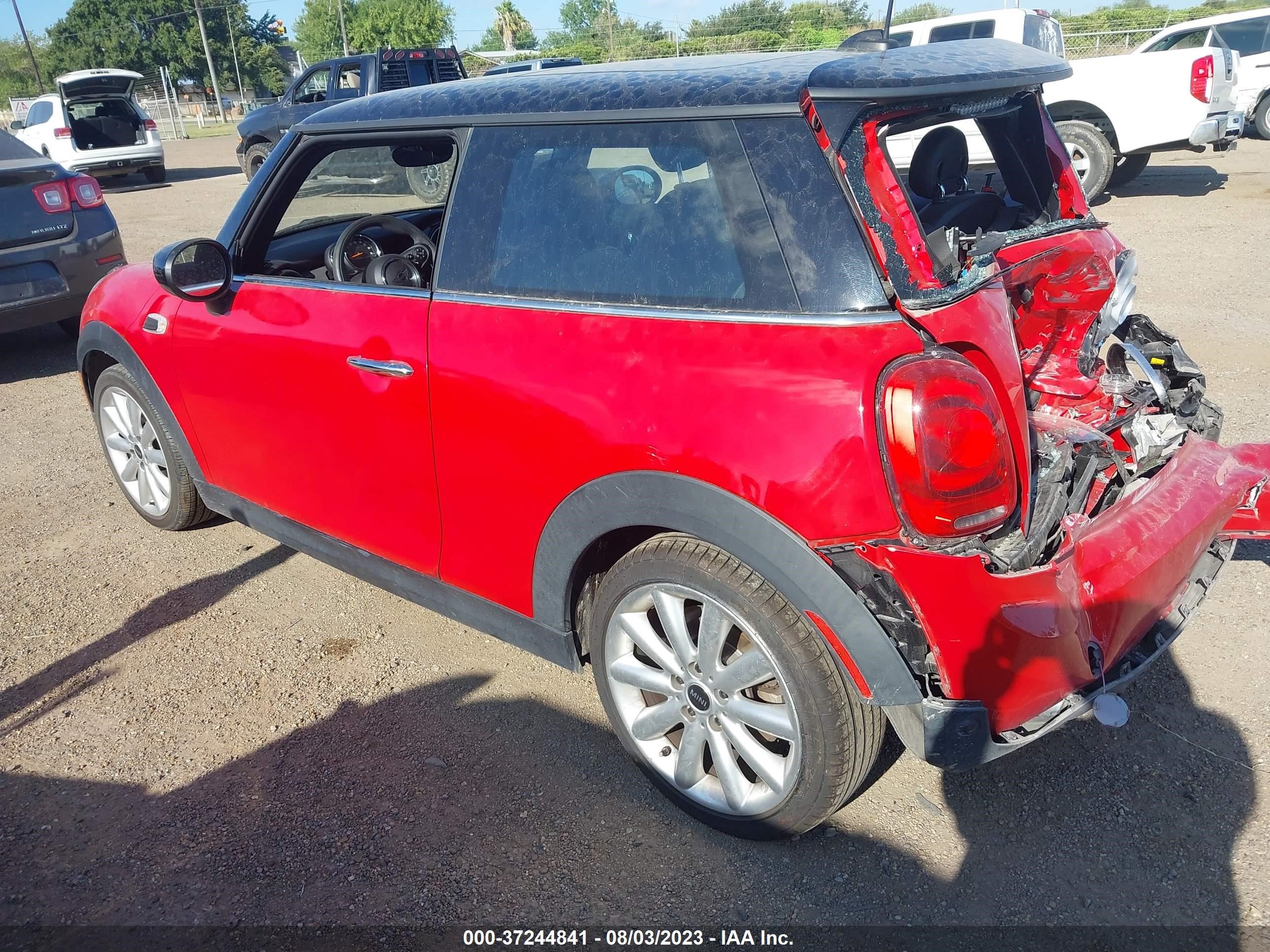 Photo 2 VIN: WMWXR3C07M2N32063 - MINI HARD TOP 