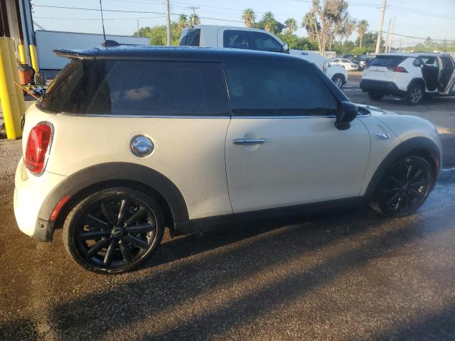 Photo 2 VIN: WMWXR5C03M2M94813 - MINI COOPER S 