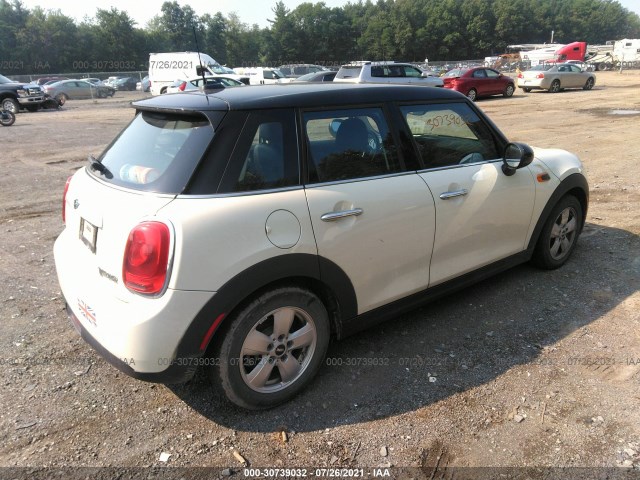 Photo 3 VIN: WMWXS5C51FT837745 - MINI COOPER HARDTOP 4 DOOR 