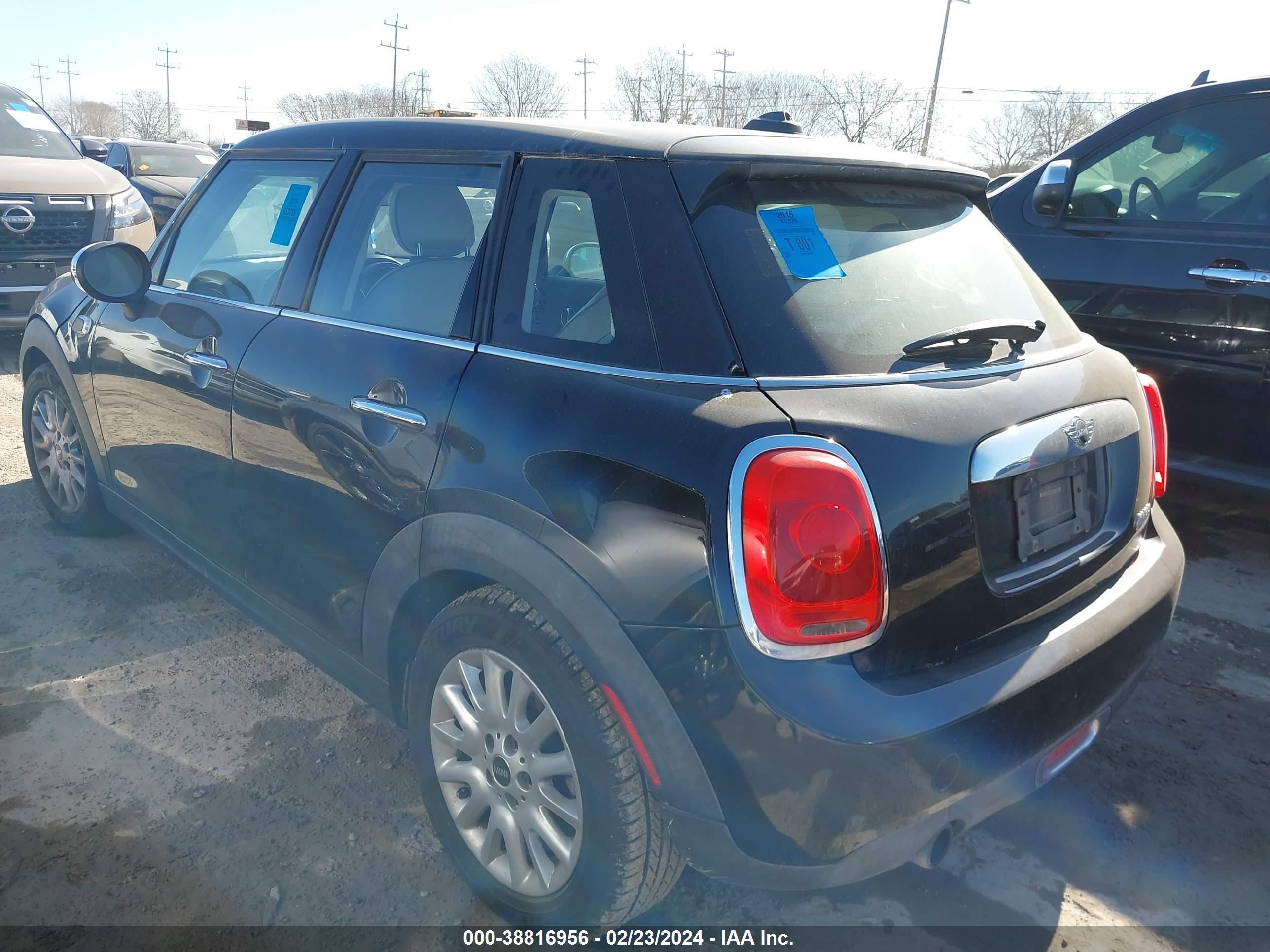 Photo 2 VIN: WMWXS5C53FT831090 - MINI HARD TOP 