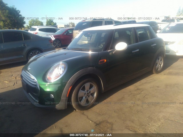 Photo 1 VIN: WMWXS5C55FT832449 - MINI COOPER HARDTOP 4 DOOR 