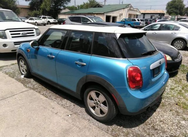 Photo 2 VIN: WMWXS5C55FT833990 - MINI COOPER HARDTOP 4 DOOR 