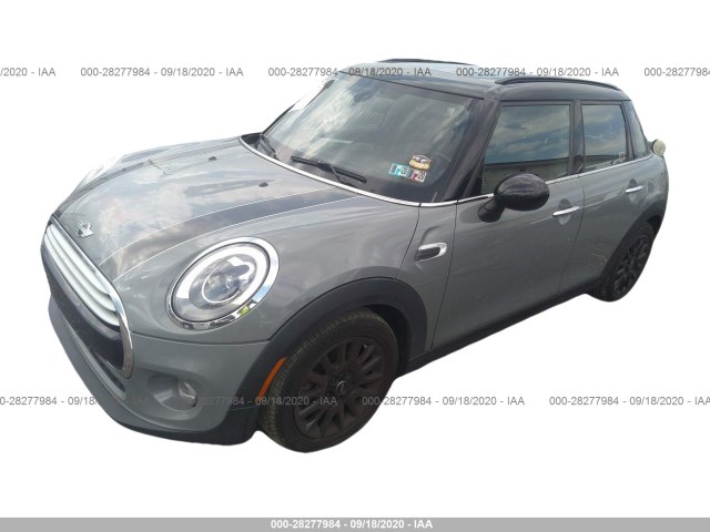 Photo 1 VIN: WMWXS5C57FT829925 - MINI COOPER HARDTOP 4 DOOR 