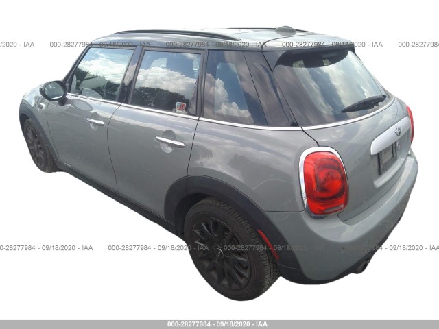 Photo 2 VIN: WMWXS5C57FT829925 - MINI COOPER HARDTOP 4 DOOR 