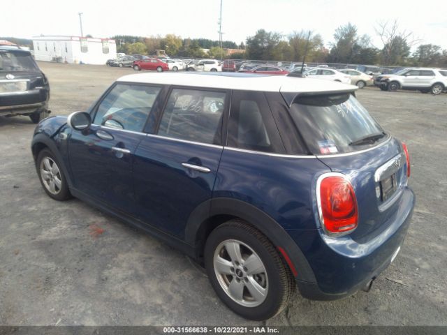 Photo 2 VIN: WMWXS5C5XFT827120 - MINI COOPER HARDTOP 4 DOOR 