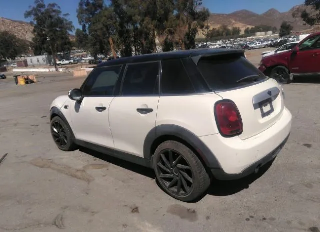 Photo 2 VIN: WMWXS5C5XFT832544 - MINI COOPER HARDTOP 4 DOOR 