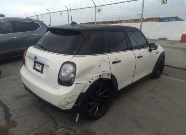 Photo 5 VIN: WMWXS5C5XFT832544 - MINI COOPER HARDTOP 4 DOOR 