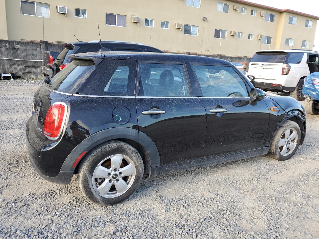 Photo 2 VIN: WMWXU1C31H2F77683 - MINI COOPER 