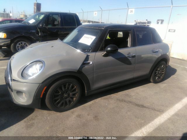 Photo 1 VIN: WMWXU1C50G2D10048 - MINI COOPER HARDTOP 4 DOOR 