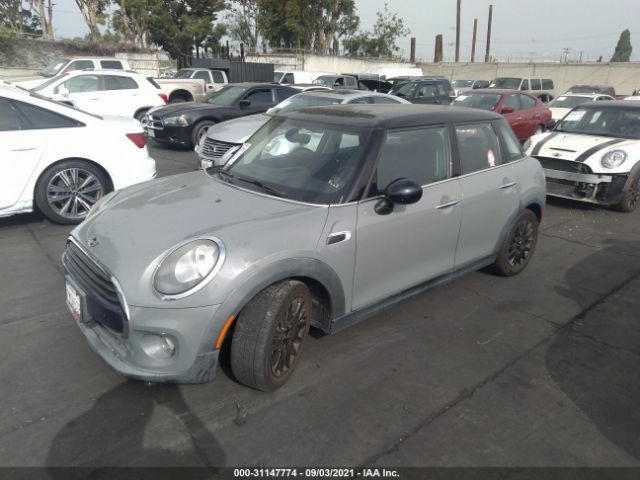 Photo 1 VIN: WMWXU1C51G2A93500 - MINI COOPER HARDTOP 4 DOOR 