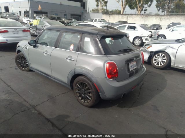 Photo 2 VIN: WMWXU1C51G2A93500 - MINI COOPER HARDTOP 4 DOOR 