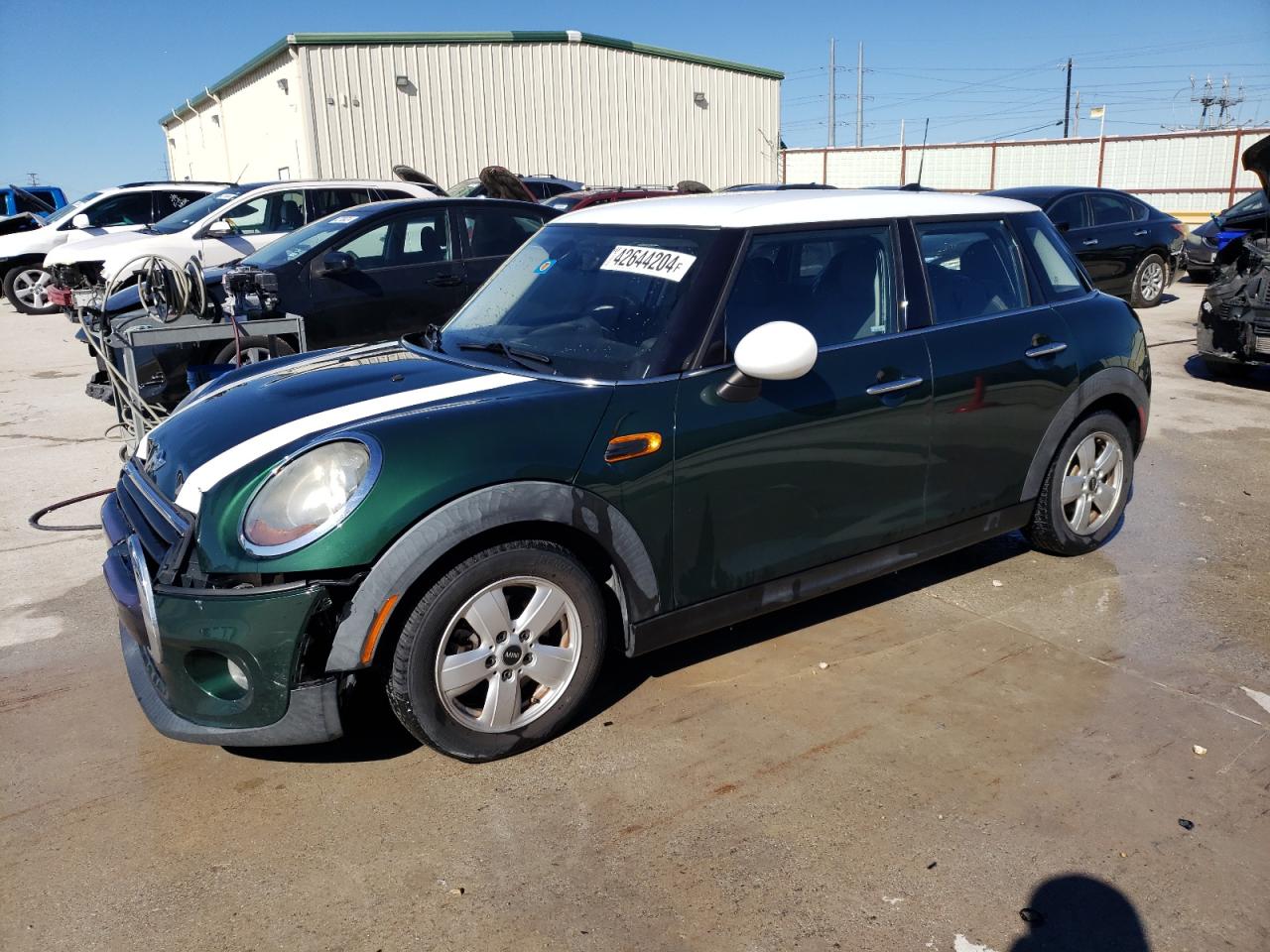 Photo 0 VIN: WMWXU1C51G2E16783 - MINI COOPER 