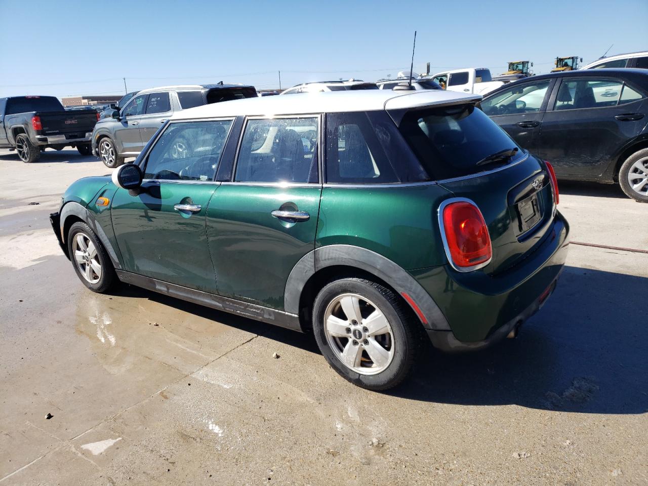 Photo 1 VIN: WMWXU1C51G2E16783 - MINI COOPER 