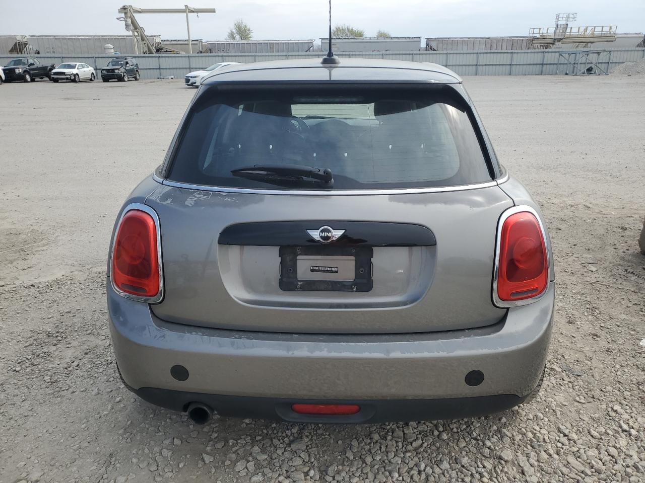 Photo 5 VIN: WMWXU1C51H2E17529 - MINI COOPER 