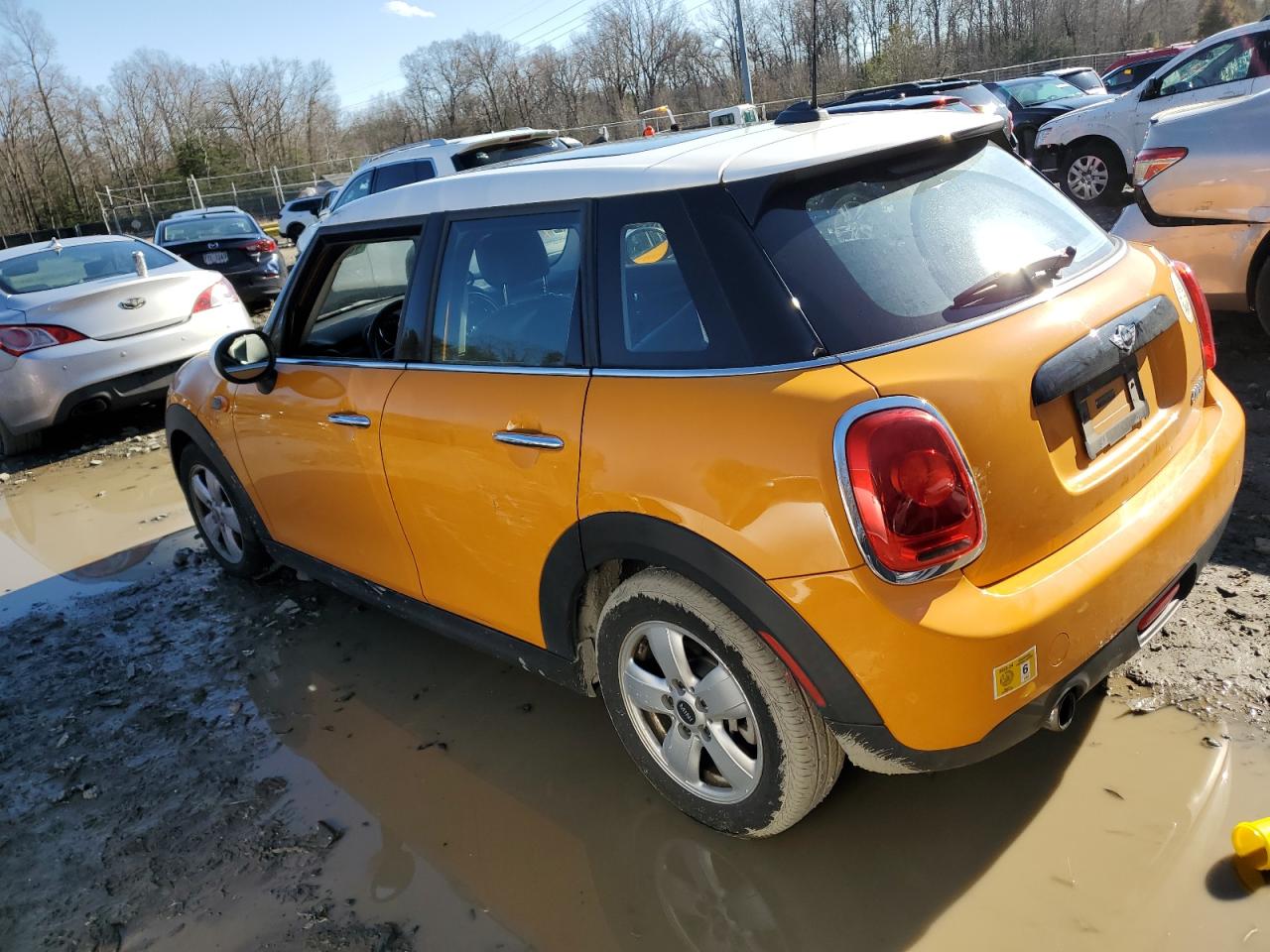 Photo 1 VIN: WMWXU1C52G2D11525 - MINI COOPER 