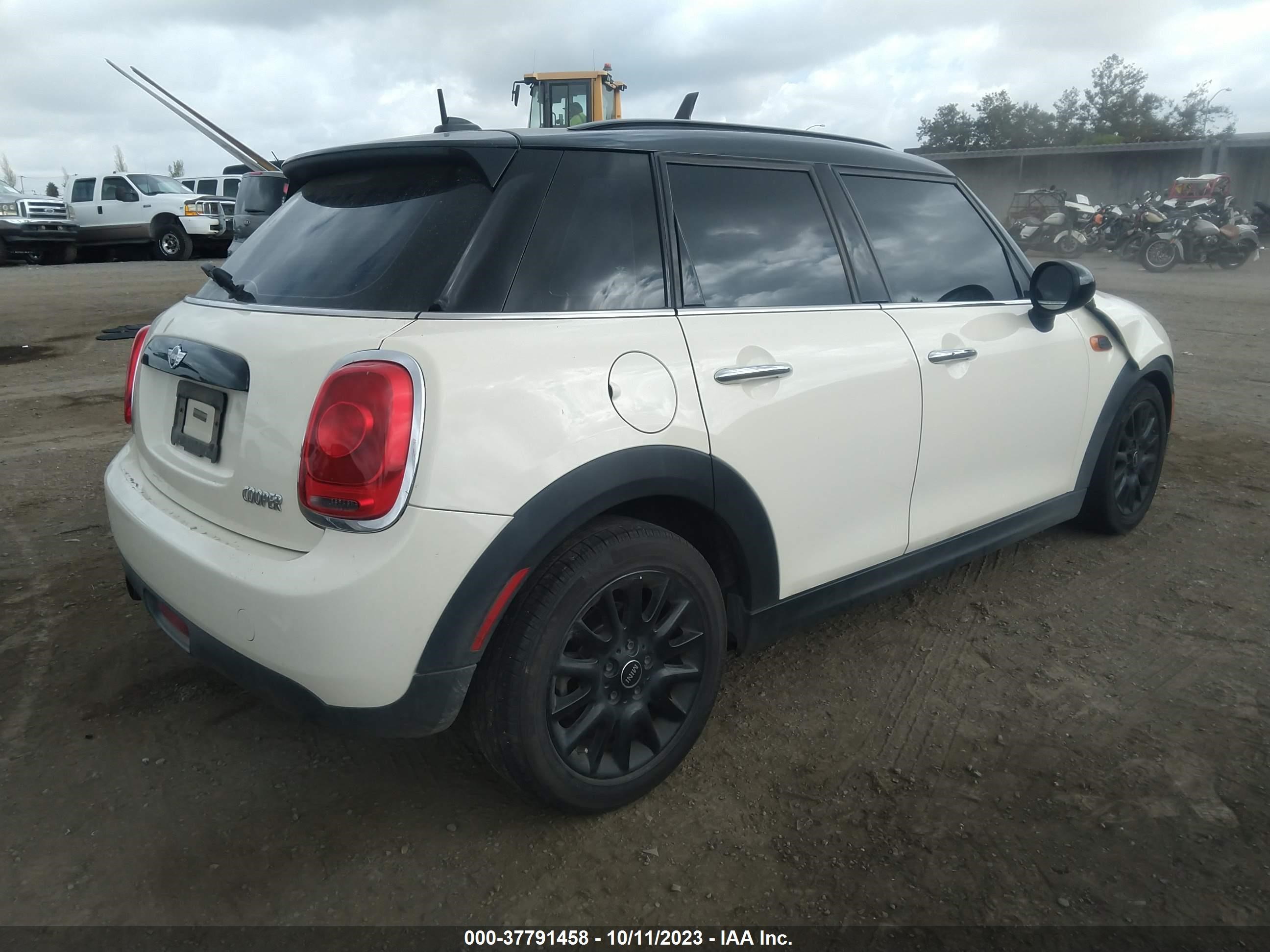 Photo 3 VIN: WMWXU1C52H2E18057 - MINI HARD TOP 