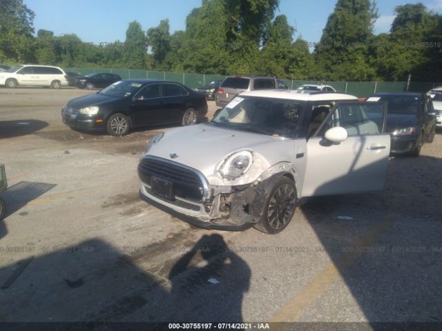 Photo 5 VIN: WMWXU1C52J2F81202 - MINI HARDTOP 4 DOOR 