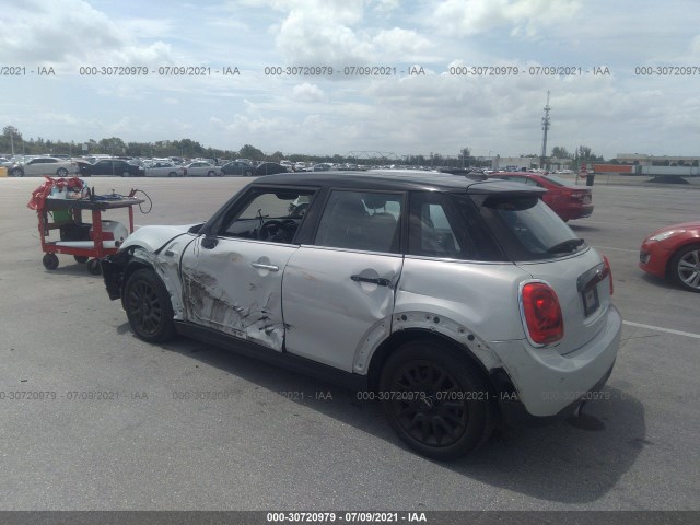 Photo 2 VIN: WMWXU1C52K2J02520 - MINI HARDTOP 4 DOOR 