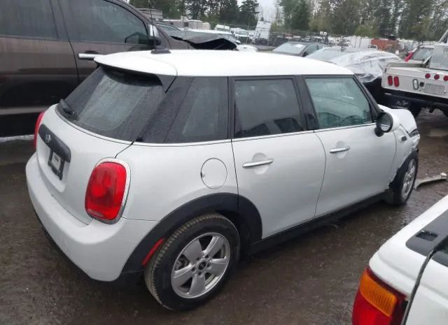 Photo 3 VIN: WMWXU1C53G2D09640 - MINI COOPER HARDTOP 4 DOOR 