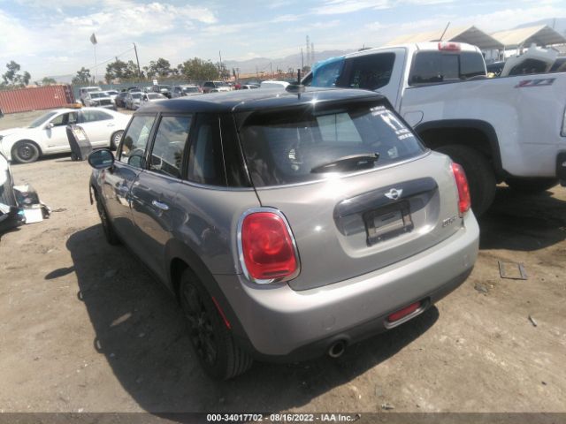 Photo 2 VIN: WMWXU1C53G2D11517 - MINI COOPER HARDTOP 4 DOOR 