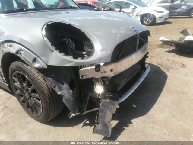 Photo 5 VIN: WMWXU1C53G2D11517 - MINI COOPER HARDTOP 4 DOOR 