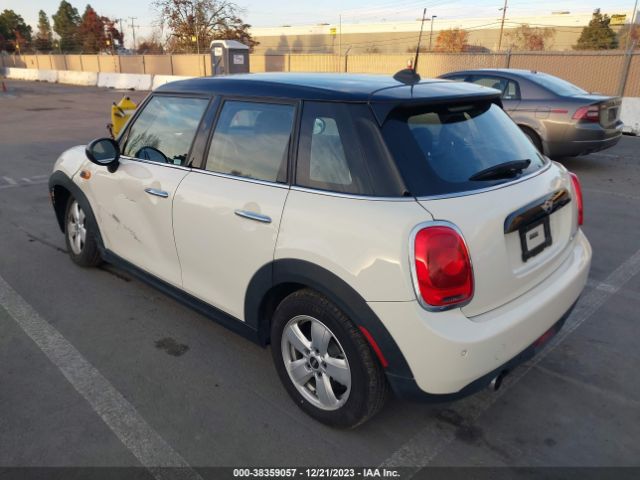 Photo 2 VIN: WMWXU1C53J2F81077 - MINI HARDTOP 