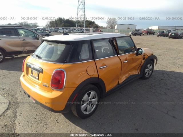 Photo 3 VIN: WMWXU1C54G2A93815 - MINI COOPER HARDTOP 4 DOOR 