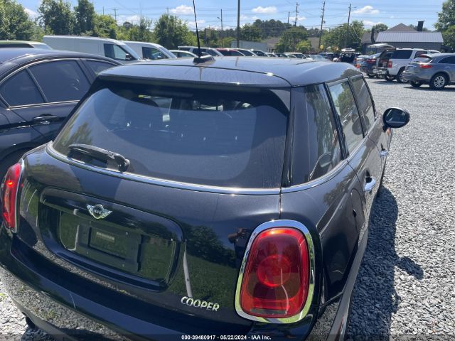 Photo 3 VIN: WMWXU1C55G2D11468 - MINI COOPER 