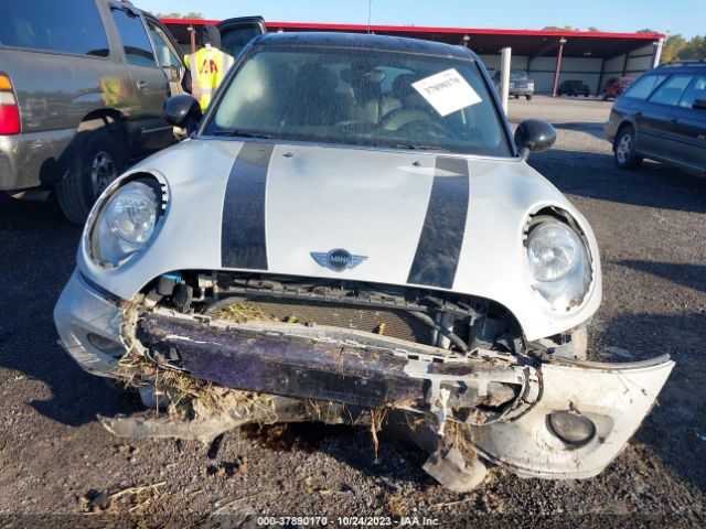 Photo 5 VIN: WMWXU1C55G2D11812 - MINI HARDTOP 