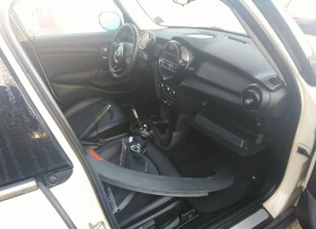 Photo 4 VIN: WMWXU1C56G2D10720 - MINI COOPER HARDTOP 4 DOOR 