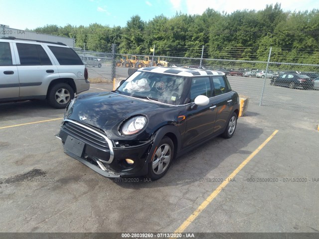 Photo 1 VIN: WMWXU1C56J2F81395 - MINI HARDTOP 4 DOOR 