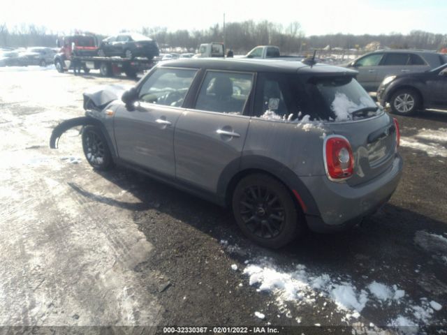 Photo 2 VIN: WMWXU1C57G2D09205 - MINI COOPER HARDTOP 4 DOOR 