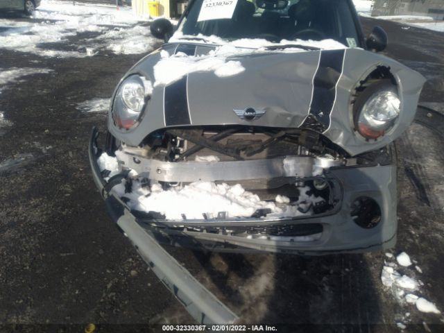 Photo 5 VIN: WMWXU1C57G2D09205 - MINI COOPER HARDTOP 4 DOOR 