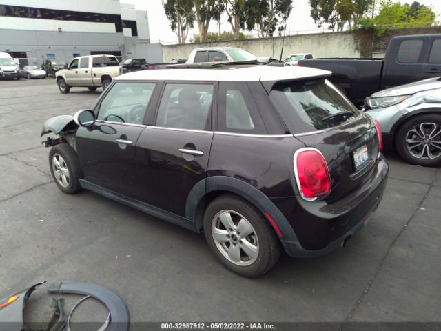 Photo 2 VIN: WMWXU1C57G2D10774 - MINI COOPER HARDTOP 4 DOOR 