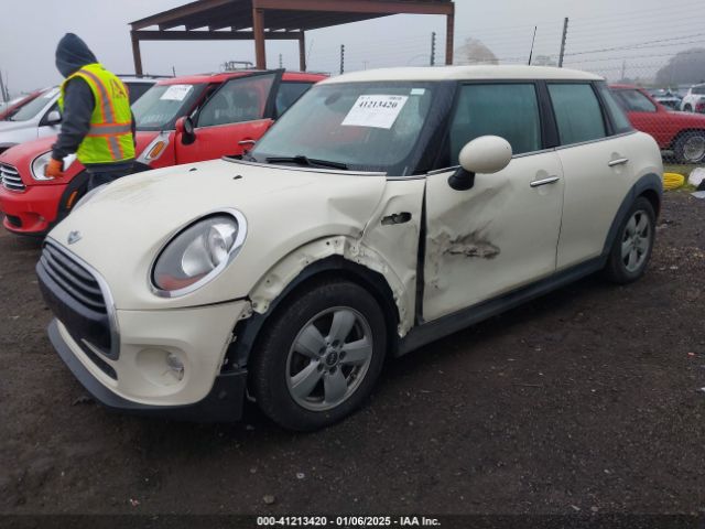 Photo 1 VIN: WMWXU1C57G2D11214 - MINI HARDTOP 