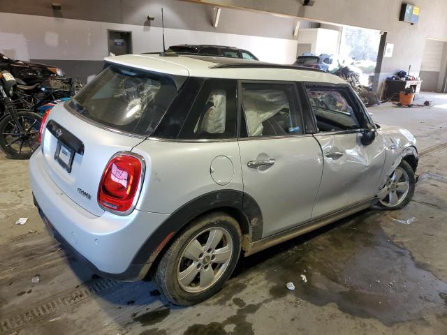 Photo 2 VIN: WMWXU1C57J2F79753 - MINI COOPER 