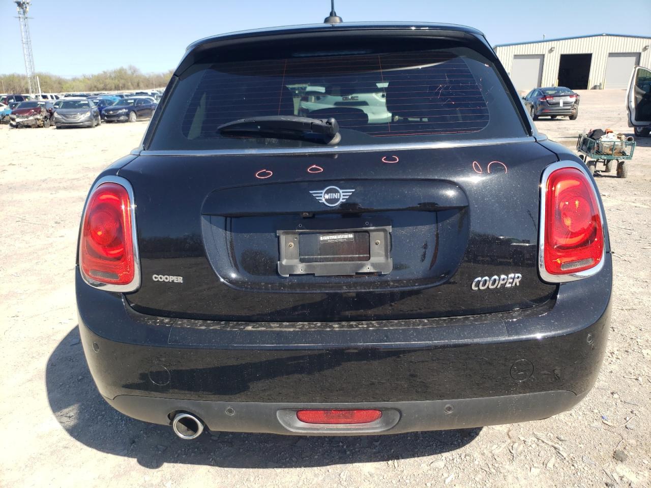 Photo 5 VIN: WMWXU1C57K2J02173 - MINI COOPER 