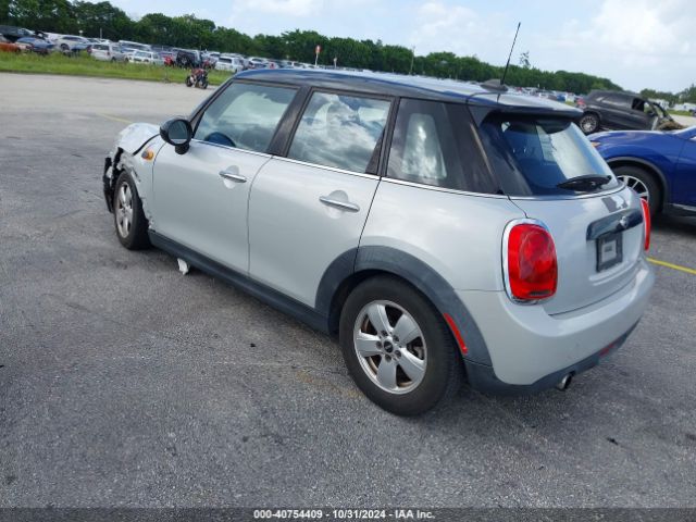 Photo 2 VIN: WMWXU1C58G2D12209 - MINI HARDTOP 