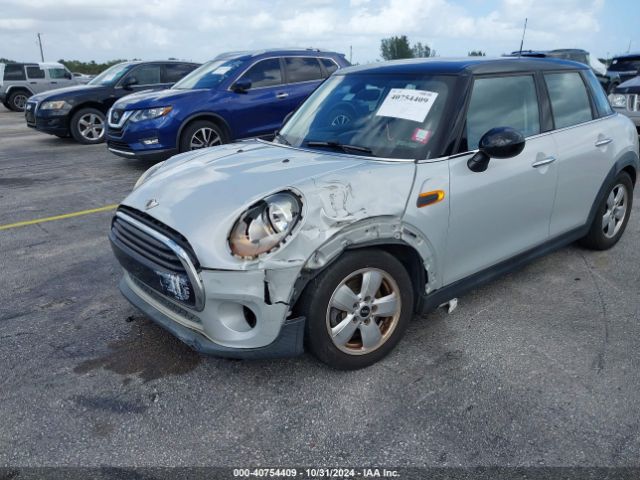 Photo 5 VIN: WMWXU1C58G2D12209 - MINI HARDTOP 