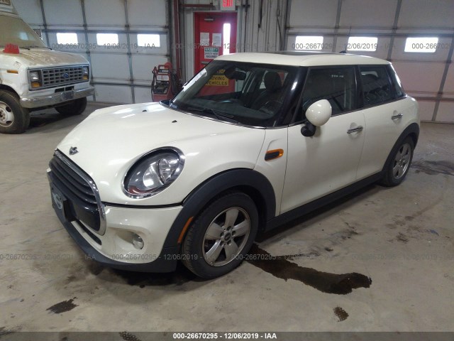 Photo 1 VIN: WMWXU1C59G2D10680 - MINI COOPER 