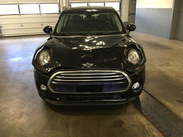 Photo 8 VIN: WMWXU1C59G2D12655 - MINI COOPER HARDTOP 4 DOOR 