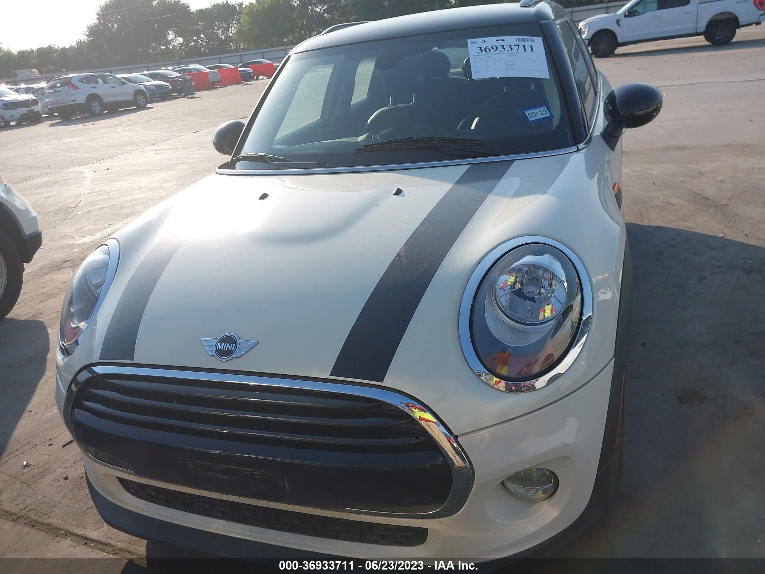 Photo 11 VIN: WMWXU1C59G2E17034 - MINI HARD TOP 