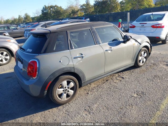 Photo 3 VIN: WMWXU1C59J2F80032 - MINI COOPER 