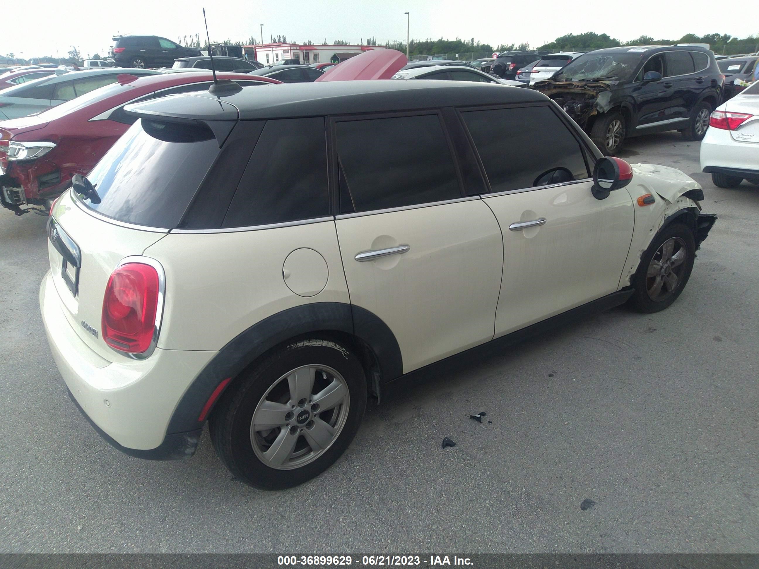 Photo 3 VIN: WMWXU1C5XG2D11692 - MINI HARD TOP 