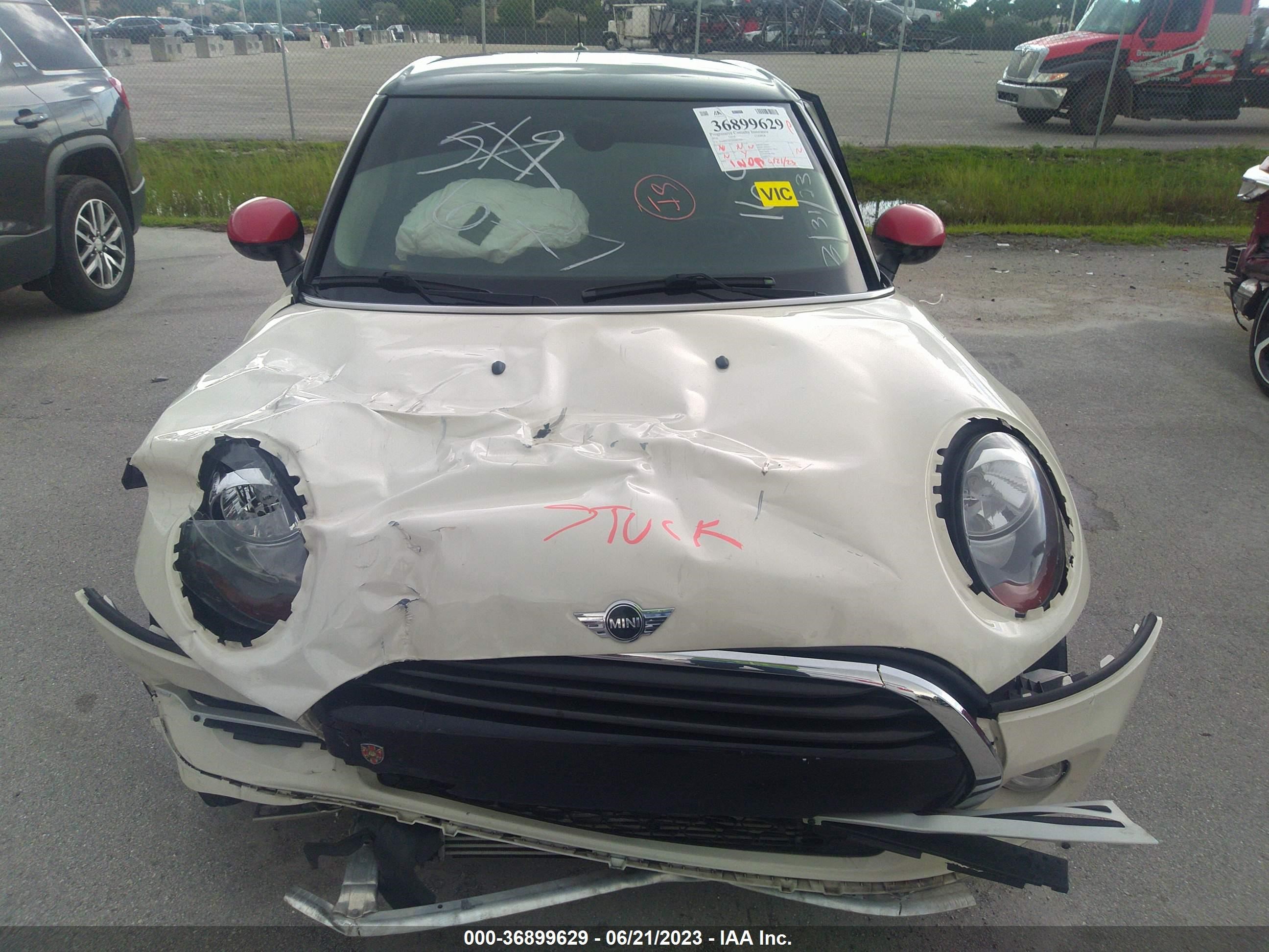 Photo 9 VIN: WMWXU1C5XG2D11692 - MINI HARD TOP 