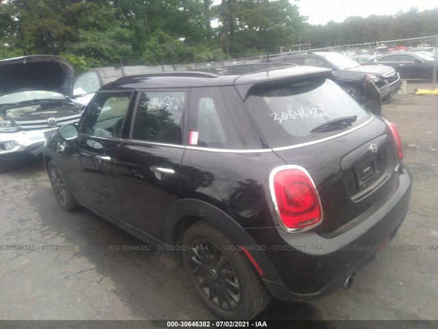 Photo 2 VIN: WMWXU1C5XK2J02183 - MINI HARDTOP 4 DOOR 