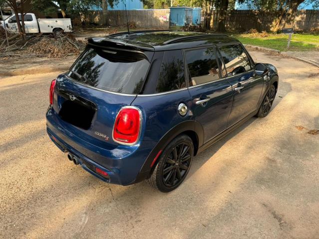 Photo 3 VIN: WMWXU3C31H2B64299 - MINI COOPER 