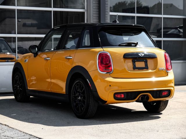 Photo 6 VIN: WMWXU3C3XH2F49490 - MINI HARDTOP 4 DOOR 