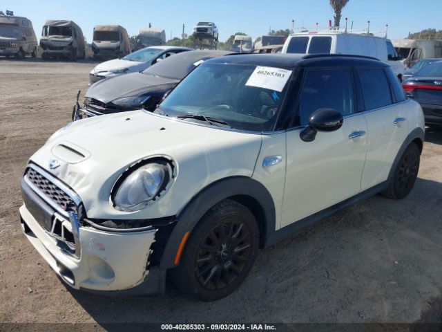 Photo 1 VIN: WMWXU3C50G2B67551 - MINI HARDTOP 